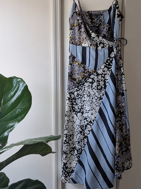 French Connection Dresses & Skirts - French Connection Wrap Dress